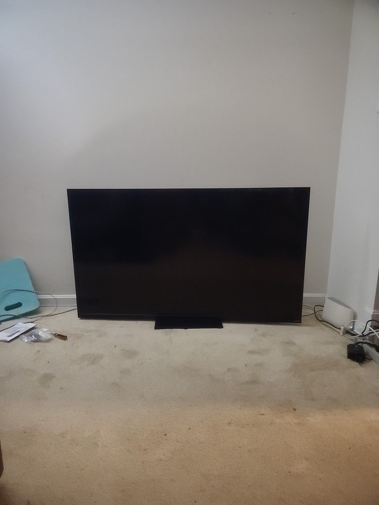 vizio e601i-a3 60-in Full HD Razor LED Smart TV - Black