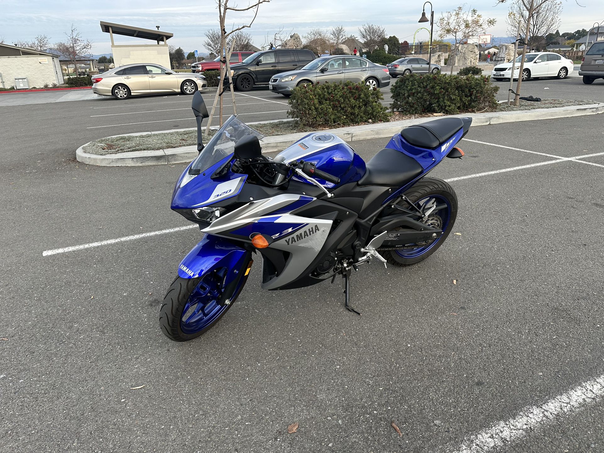 2015 Yamaha Yzf R3 Only 1,900 Miles 