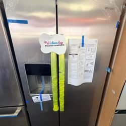 REFRIGERATOR 