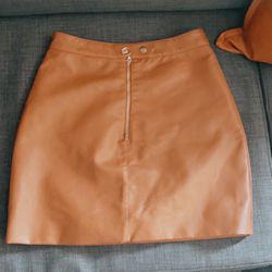 Tan mini skirt 