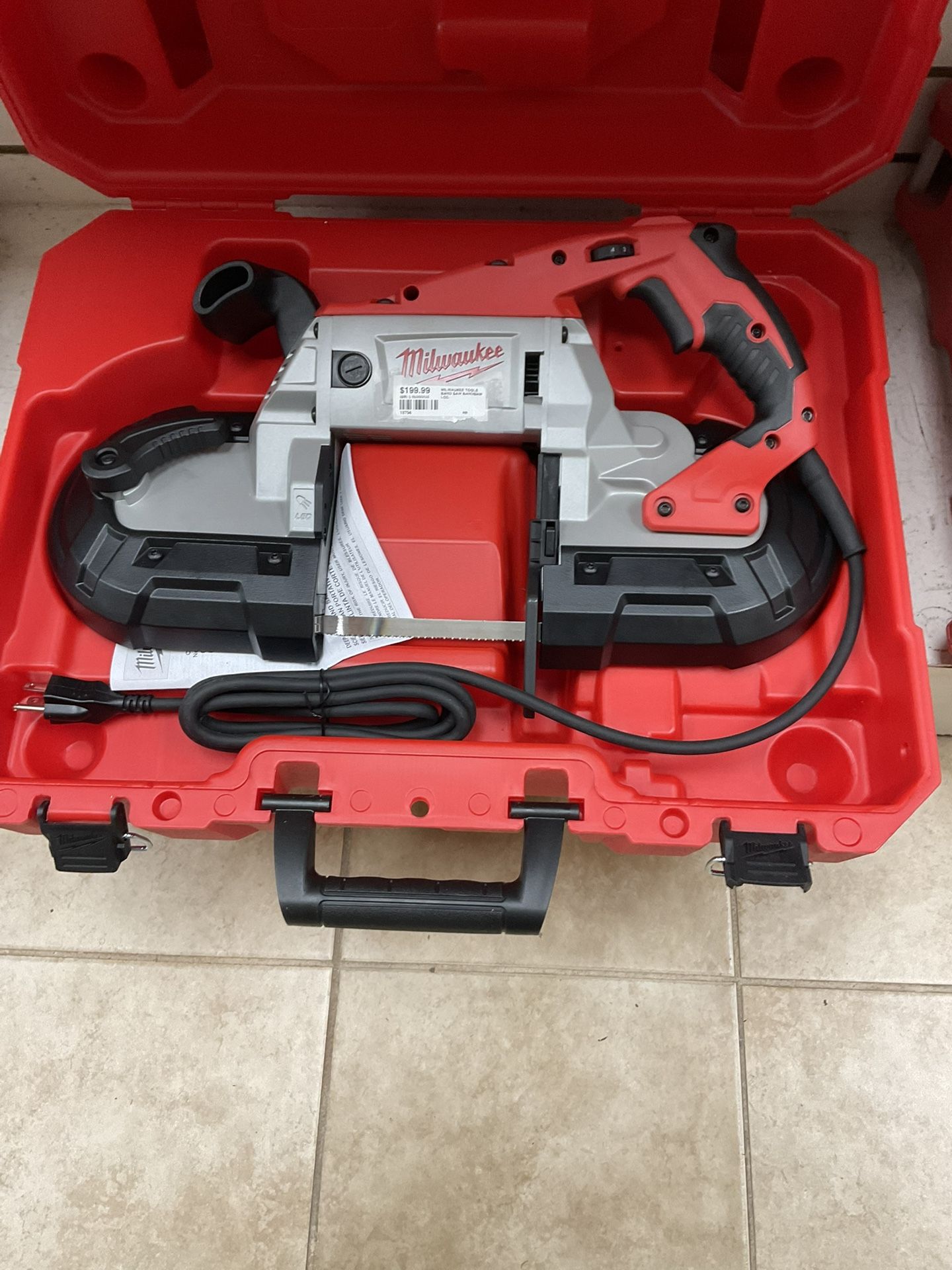 Milwaukee Bandsaw