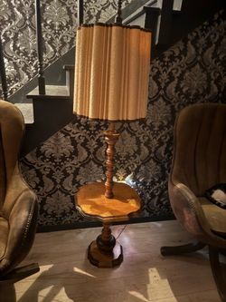 Art deco lamp