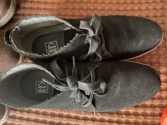 Men’s size 8 short boot