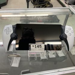 Sony Portable Gaming 