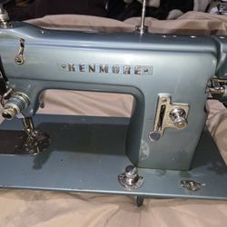 Vintage Kenmore Sewing Machine In Perfect  Condition...