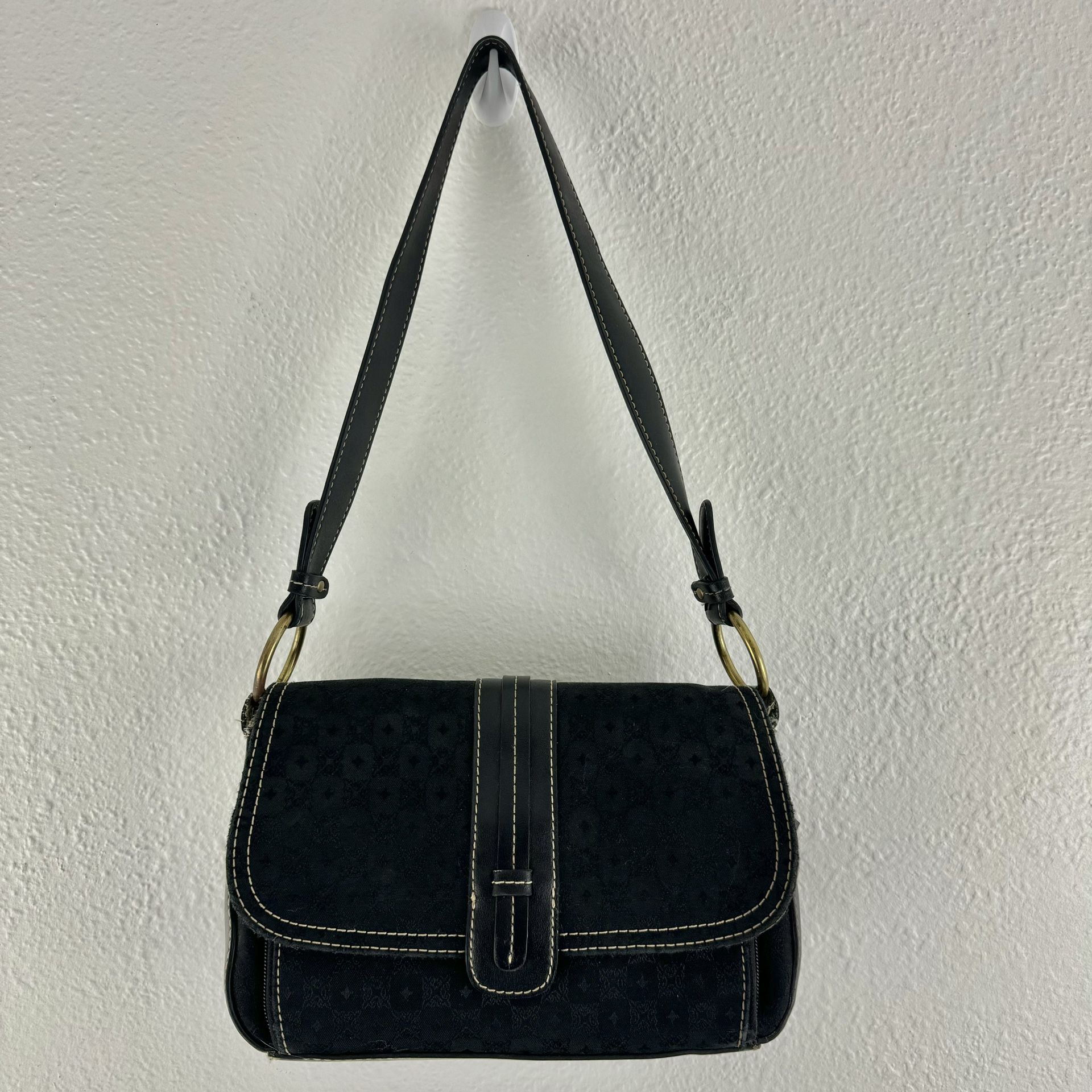 LIZ CLAIBORNE Vintage 90s Black Faux Leather Fabric Flap Over Shoulder Bag Purse