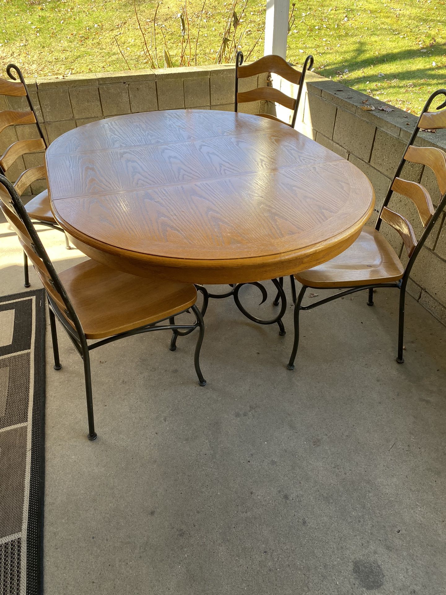 Beautiful Wooden And Wrought Iron Pedestal Table With Leaf & 4 Chairs