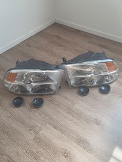 2013–2018 Ram 1500 Headlights Pair 4th Gen