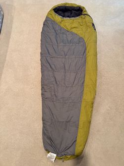 REI Polar Pod 20 Degree F Mummy Gray & Green Sleeping Bag