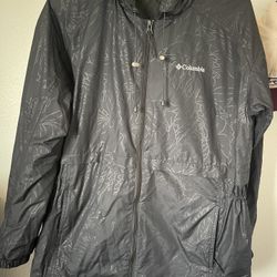 Women’s Columbia Windbreaker 
