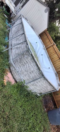 16x10 above ground pool with pump