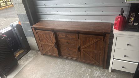 Rustic barn door console slider