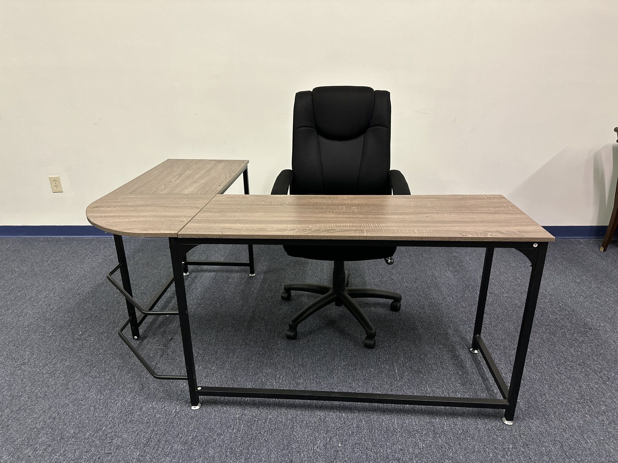 Corner Desk With Chair