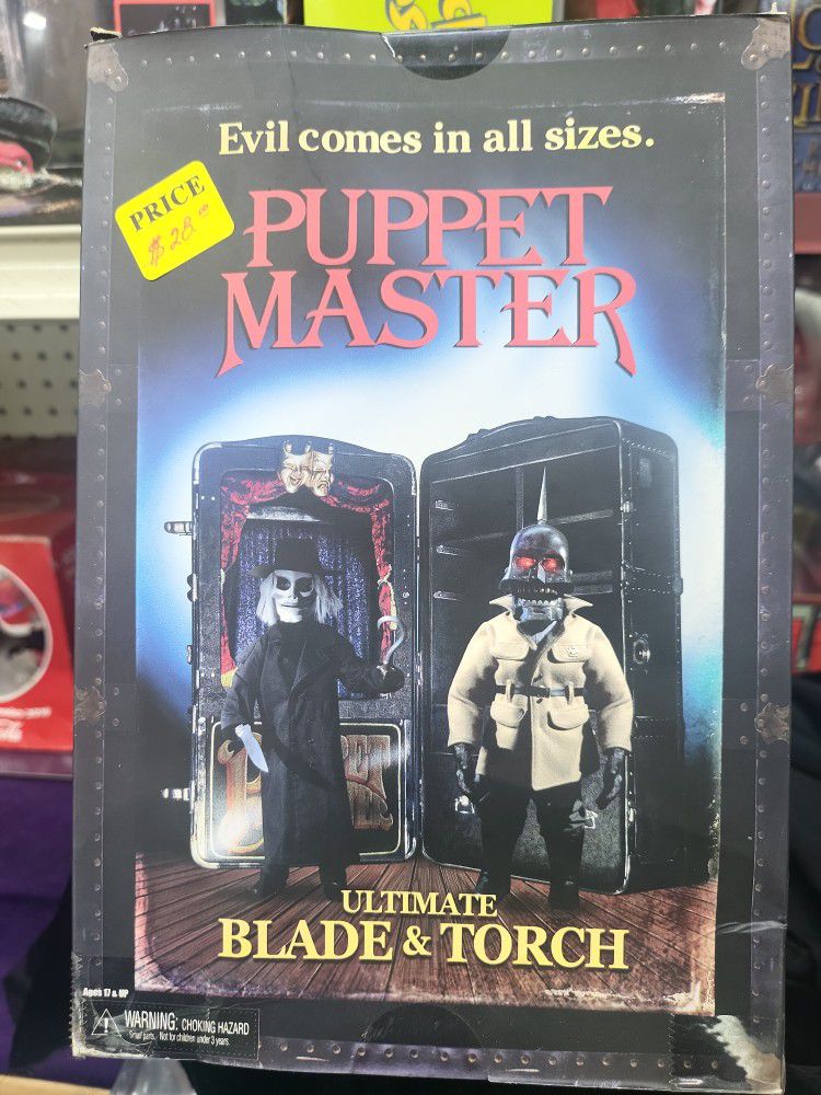 NECA THE PUPPET MASTER Ultimate Blade & Torch