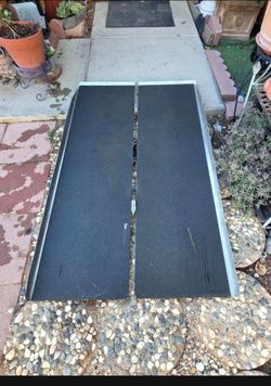 WHEELCHAIR RAMP
