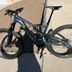 Specialized All Carbon Electric Mountain Bike And Scott Mountain Bike 