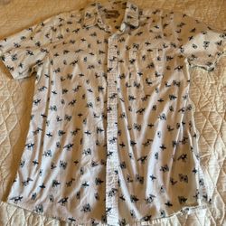 Men’s button down shirt size large