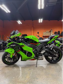 2024 Kawasaki Ninja ZX-10R Super Sports Bike