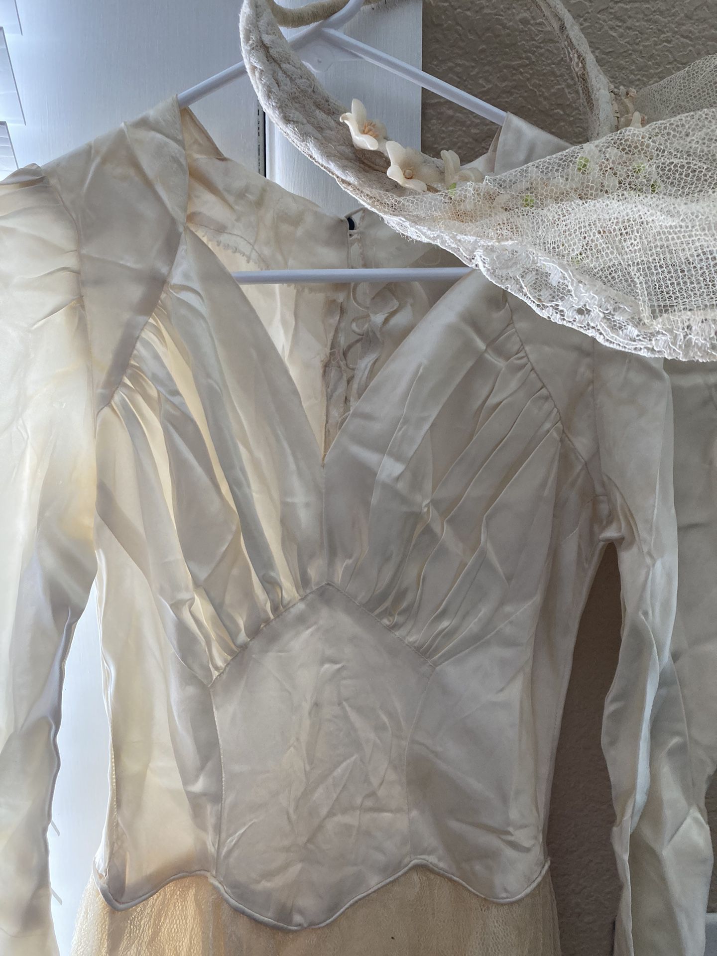 Vintage Wedding Dress (1960’s?)
