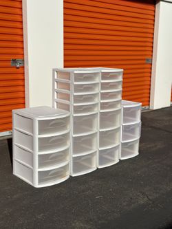 Storage Containers (4)