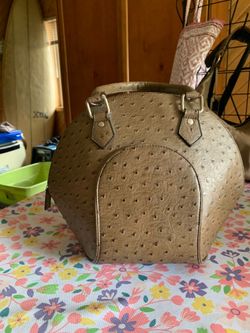 Dome shaped Ostrich texture leather