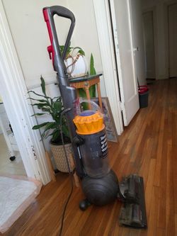 Dyson ball upright vacuum cleaner