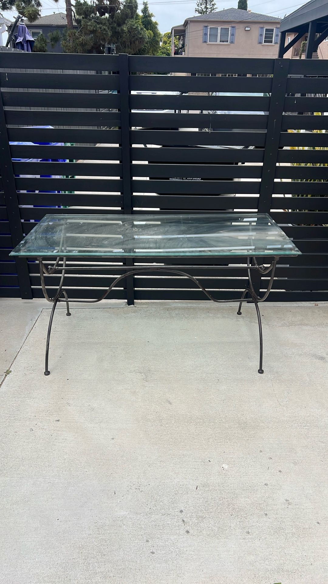 Dinning Table 