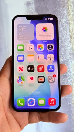Unlocked Apple iPhone 14 128GB Midnight.