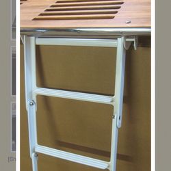 Undermount retractable sturdy boat ladder