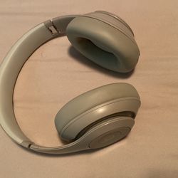 Beats Headset
