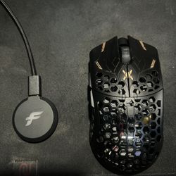 Finalmouse UltralightX Guardian Wireless Mouse Lion