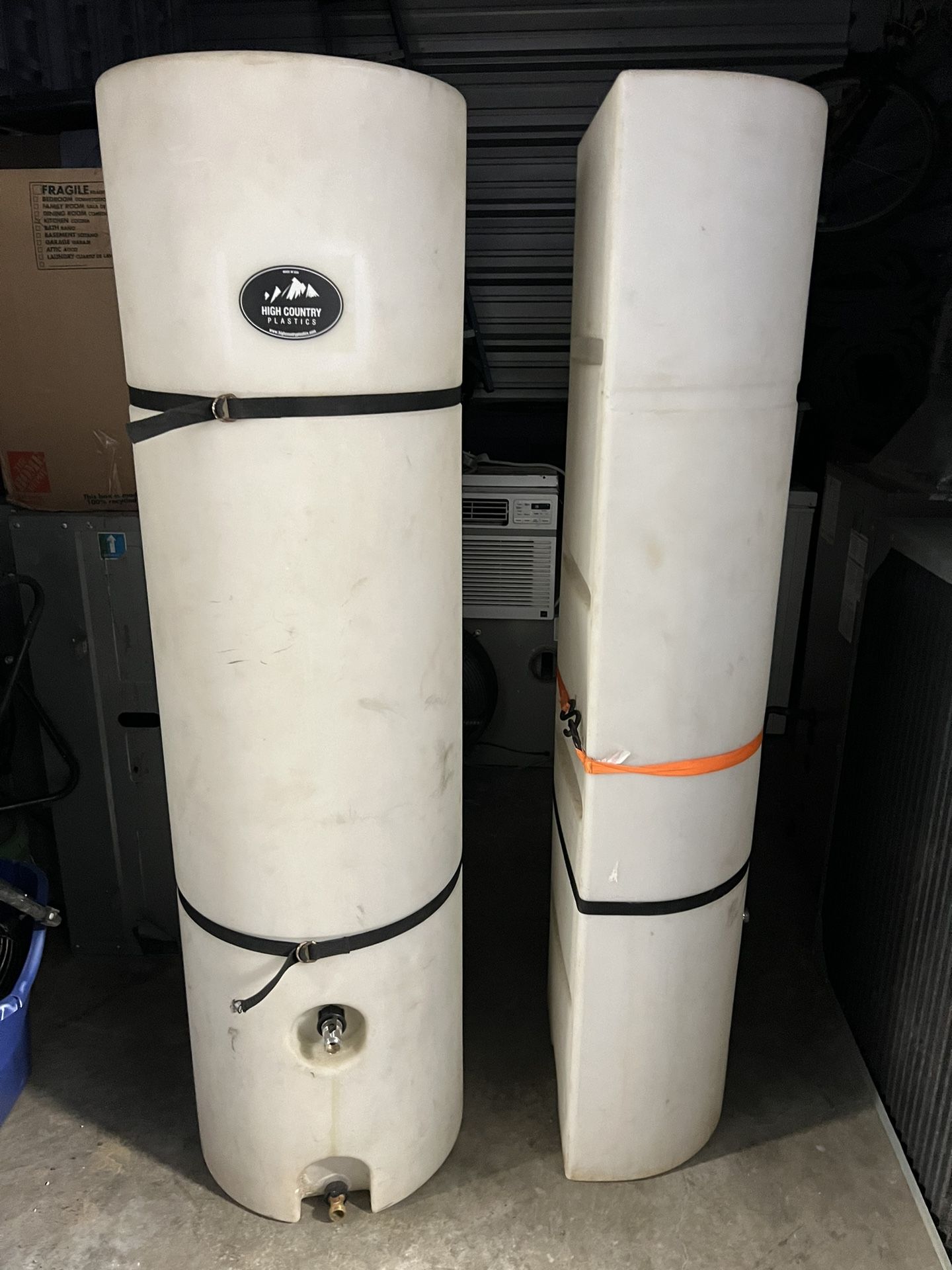 Half Moon Water Caddy