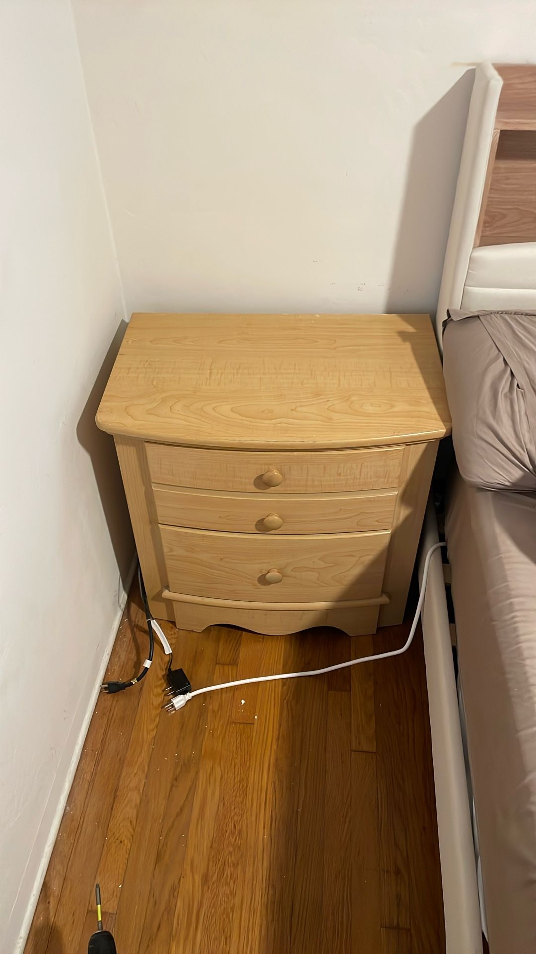 Nightstand/ Side Table