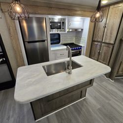 Rv Travel Trailer, Puma 2020 2rooms 33ft
