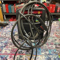 SOLDADORA LINCOLN ELECTRIC 140HD WELD PAK – $450 + TAX! 