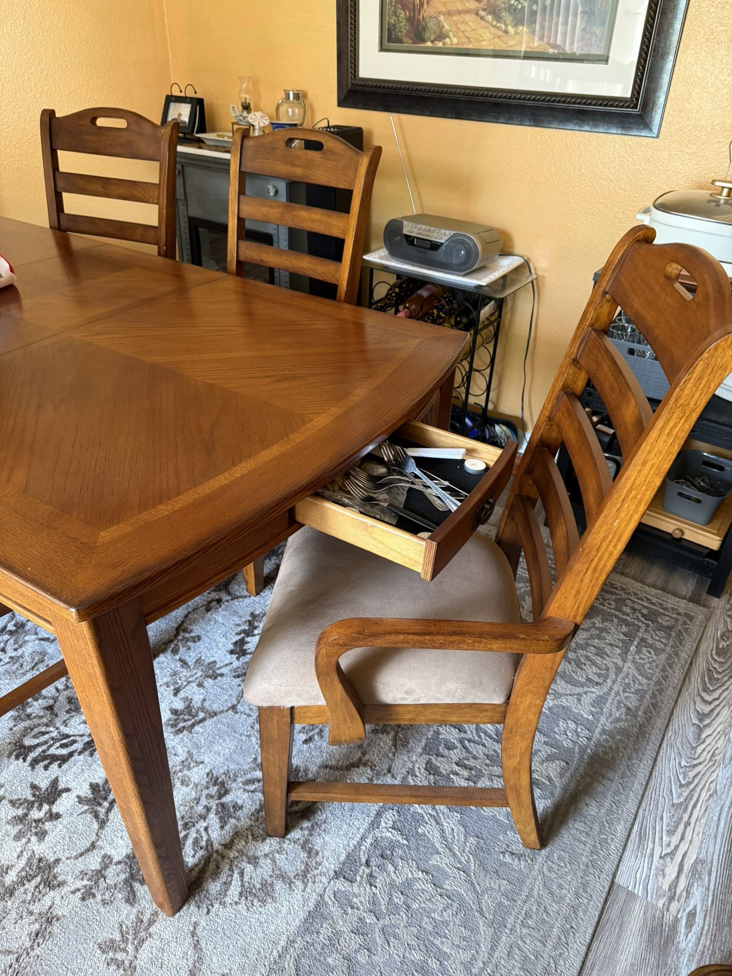 Dining Room Table, 6 Chairs