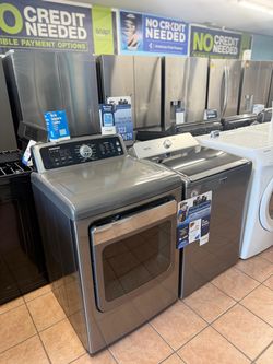 Maytag Washer and Samsung Dryer Set