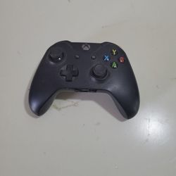 Official Microsoft Xbox One Wireless Controller Black