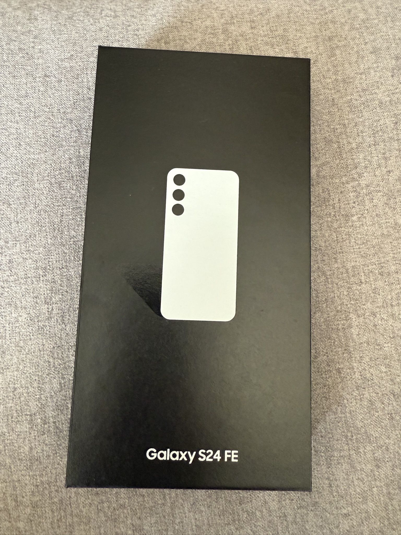 new unused Samsung Galaxy S24 FE Phone