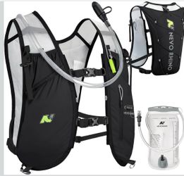 NEVO RHINO Lightweight Hydration Running Backpack 1.5L Water Bladder
