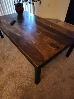 COFFE TABLE