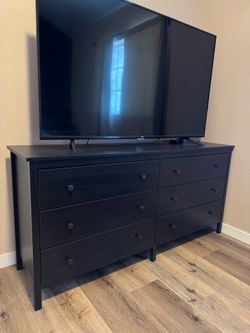 Black 6 drawers dresser