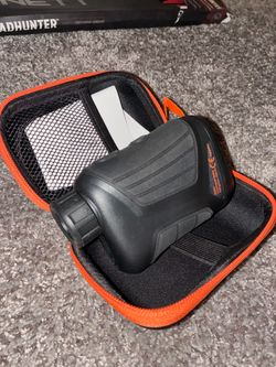 Laser Rangefinder with Carrying Case