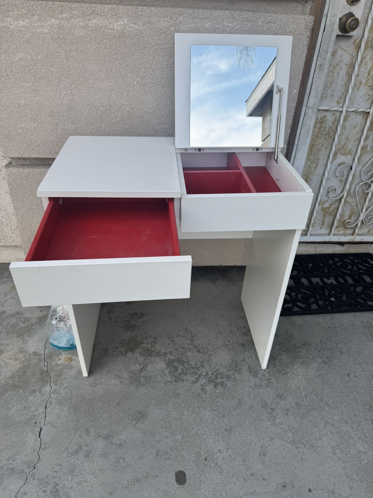 IKEA Makeup Vanity Desk / Table