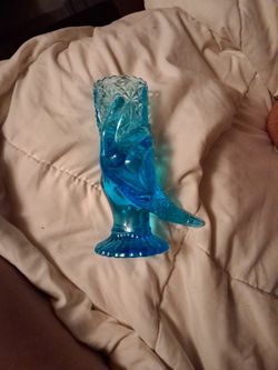 Vintage EAPG Blue Glass Fenton Daisy & Button Cornucopia Hand Vase