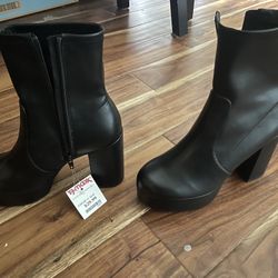Black Platform Boots, Size 7, Yours For $29.99 OBO!!