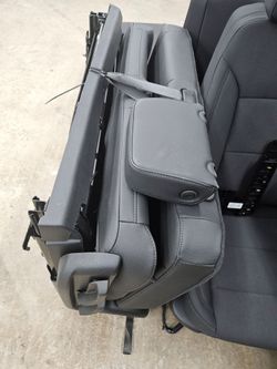 2026 Chevy Tahoe Rear Seats Assembly (2nd Row Folding Seats) - Black