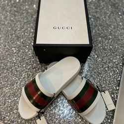 NEW GUCCI SLIDES 