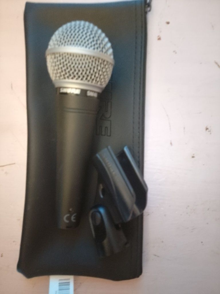 Shure SM48 (W/ Extras)