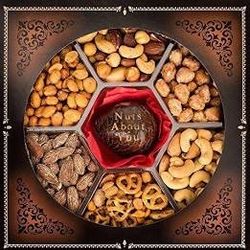 Gift and fruit baskets